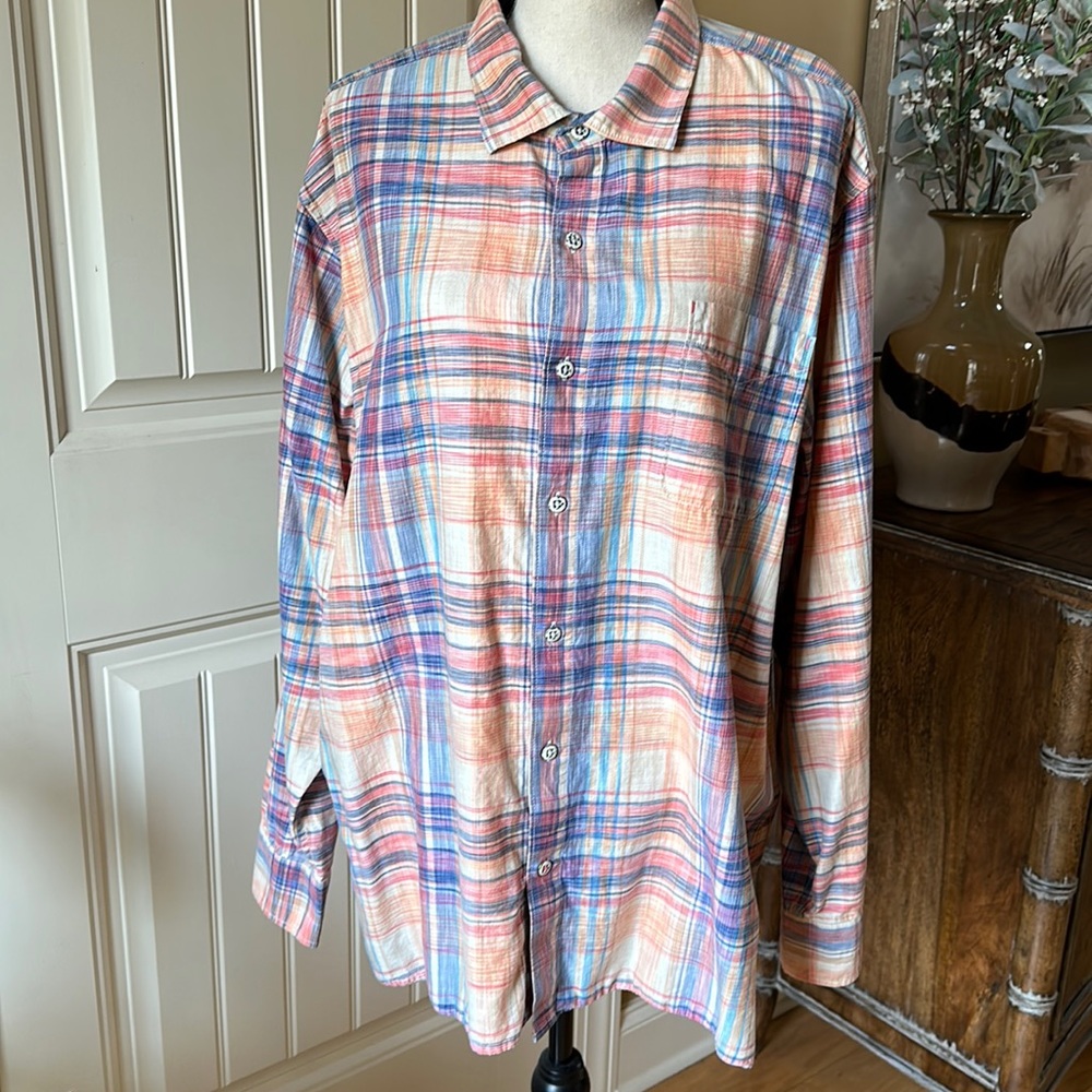 Men’s Tommy Bahama long sleeve shirt
